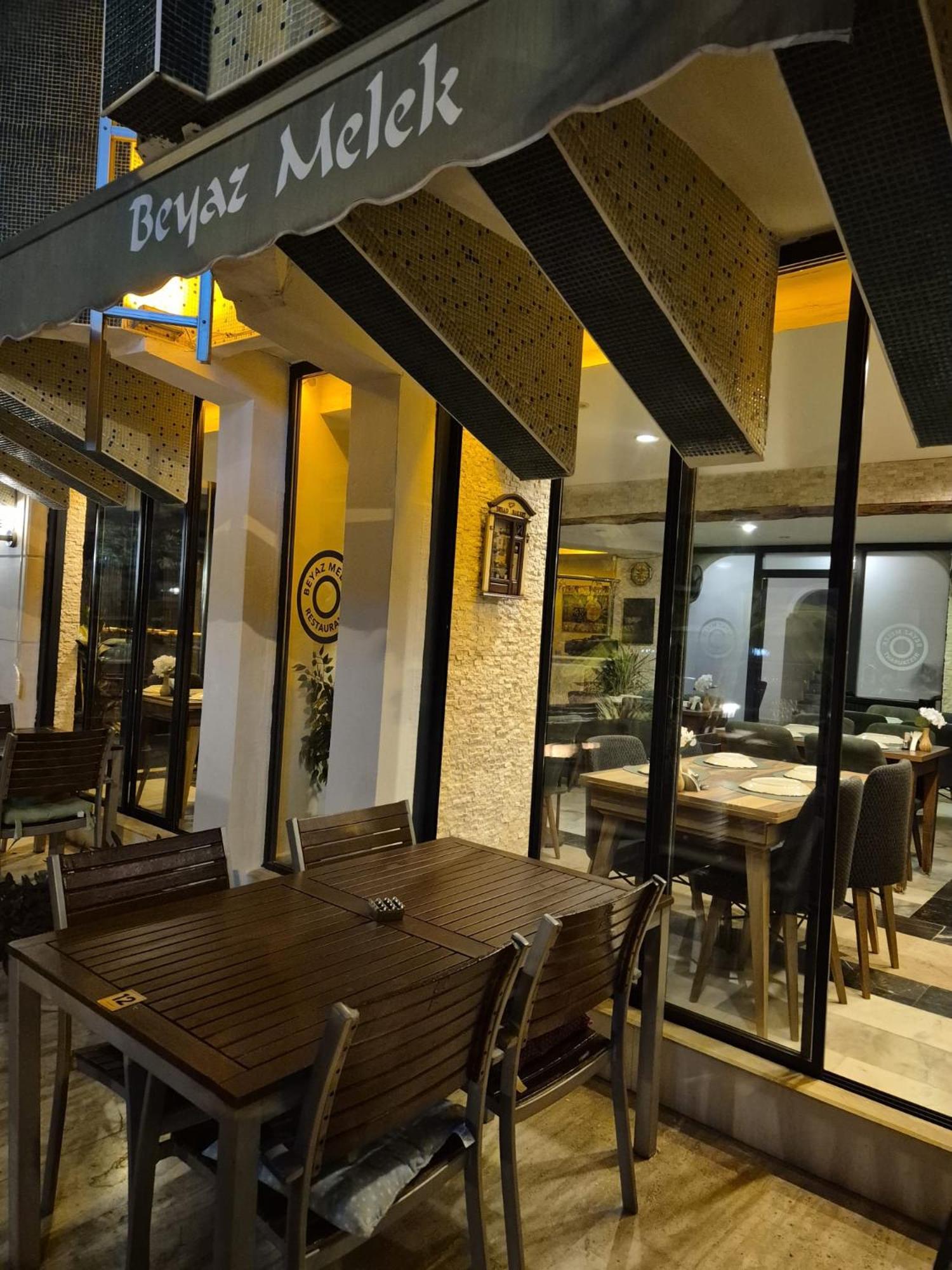 Beyaz Melek Apart Hotel Antalya Buitenkant foto