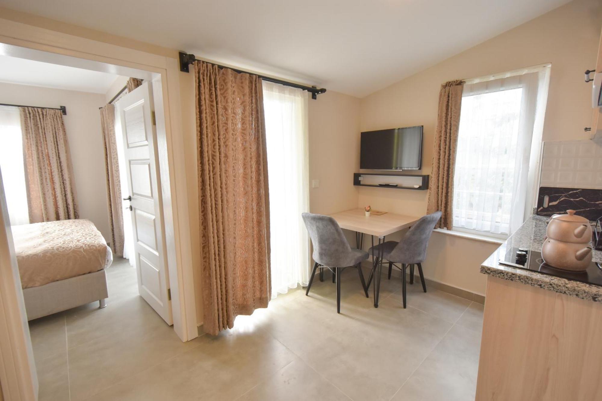 Beyaz Melek Apart Hotel Antalya Buitenkant foto